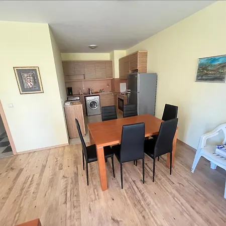 Holidaystay Sunny Two-bedroom Darius