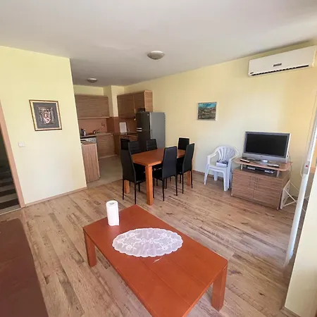 Holidaystay Sunny Two-bedroom Darius * Слънчев бряг