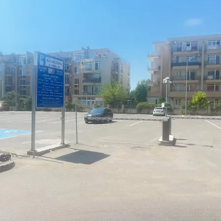 Holidaystay Sunny Two-bedroom Darius Apartmán
